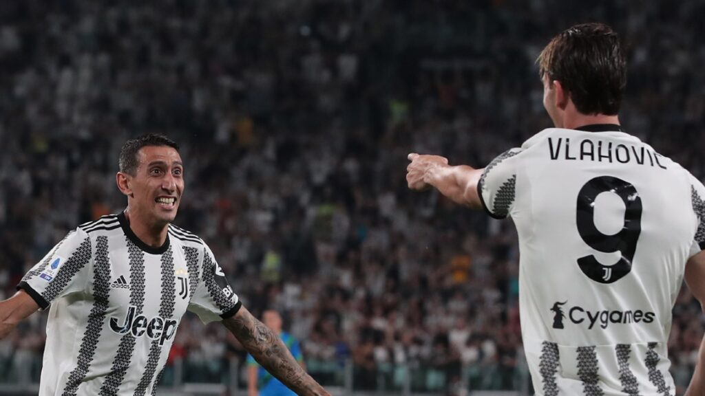 Pemain Juventus, Di Maria rayakan Gol bersama rekannya