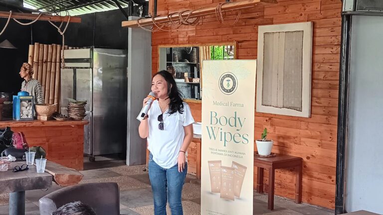 Kartika Sekartaji, CEO Medical Farma